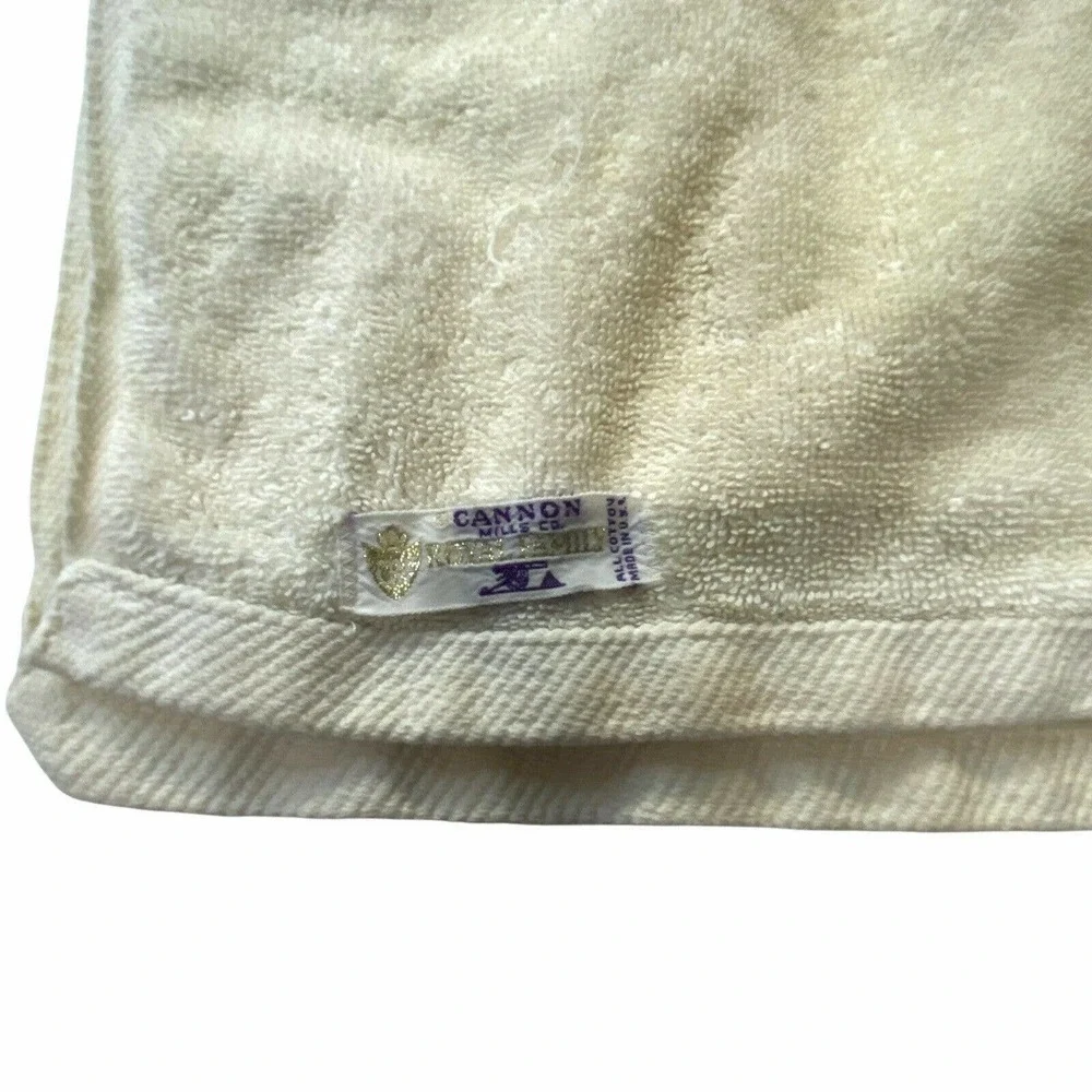 Vintage 70's Cannon Royal Family Gold Brown Floral‎ Hand Towel